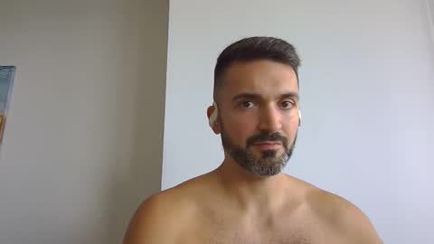 Snapshot of birthdaycake1 chatting on October 2, 2025, 6:04 pm RobSpots online show from October 2, 2025, 6:04 pm