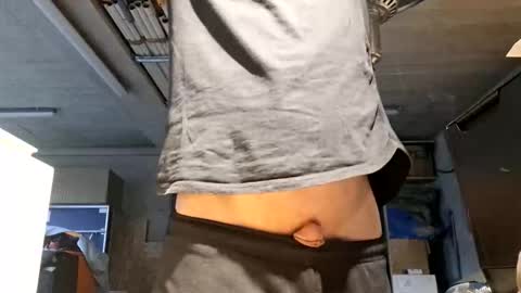 bisexdadd online show from April 16, 2026, 3:24 pm