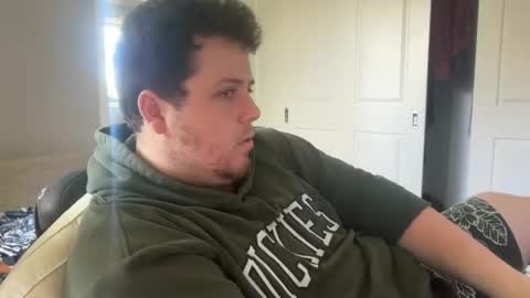 Snapshot of bisexualchubbyboy chatting on January 11, 2025, 4:27 am james online show from January 11, 2025, 4:27 am