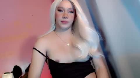Snapshot of bitchofmanila69 chatting on June 5, 2026, 6:52 am YOUR QUEEN online show from June 5, 2026, 6:52 am