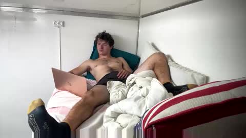 bitedeforain online show from September 26, 2025, 10:25 pm