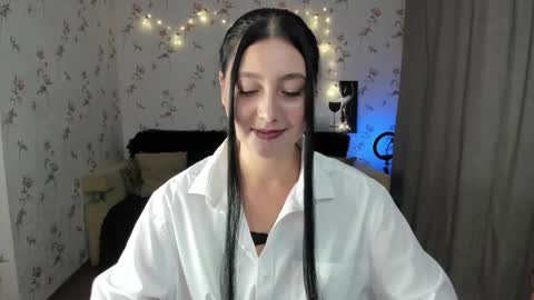 Snapshot of black_berry_bla_ck chatting on September 10, 2025, 12:16 pm black_berry_bla_ck online show from September 10, 2025, 12:16 pm