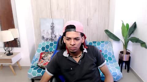 Black online show from December 31, 2024, 11:53 am