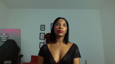 Chicago sexy online show from March 24, 2026, 1:21 am