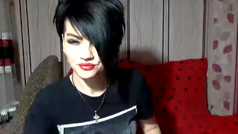 Snapshot of black_hot_01 chatting on December 11, 2024, 5:21 am black_hot_01 online show from December 11, 2024, 5:21 am
