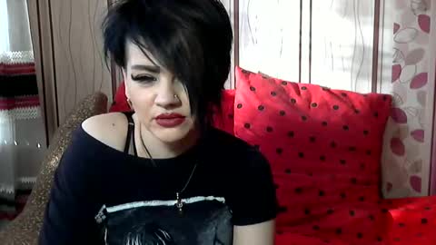 Snapshot of black_hot_01 chatting on January 4, 2025, 7:34 am black_hot_01 online show from January 4, 2025, 7:34 am
