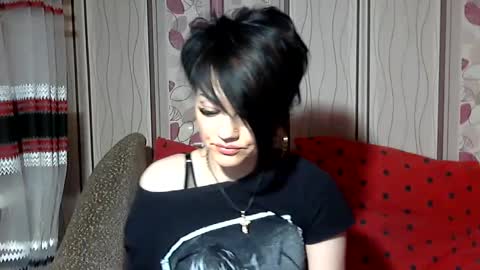 Snapshot of black_hot_01 chatting on February 6, 2025, 5:14 am black_hot_01 online show from February 6, 2025, 5:14 am