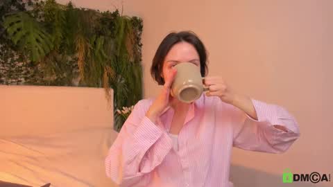 Jenny online show from March 8, 2025, 9:28 am