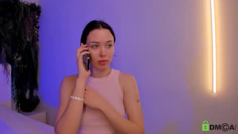 Jenny online show from October 22, 2025, 9:53 am