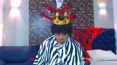 black_king_241 online show from November 1, 2025, 3:52 am