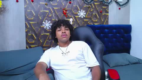 black_king_241 online show from January 6, 2026, 4:05 am