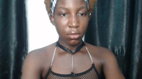 Snapshot of black_kittyangel chatting on March 11, 2026, 7:03 am Lila online show from March 11, 2026, 7:03 am