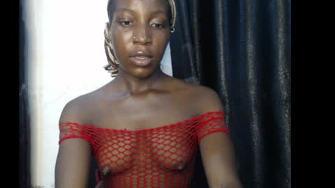 Snapshot of black_kittyangel chatting on April 2, 2026, 7:33 pm Lila online show from April 2, 2026, 7:33 pm