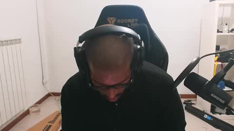 Master online show from March 26, 2026, 3:39 pm