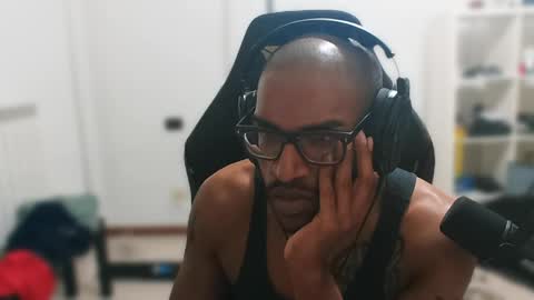 Master online show from April 18, 2026, 7:07 pm