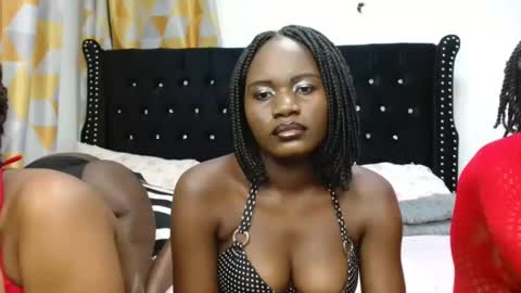 Snapshot of black_mbeauty chatting on October 13, 2025, 3:45 pm Beauty online show from October 13, 2025, 3:45 pm