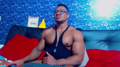 duglas online show from December 14, 2025, 7:18 pm