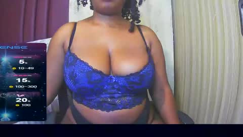 black_sexyfish online show from January 5, 2025, 8:32 am