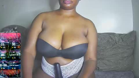 black_sexyfish online show from March 3, 2025, 1:42 am