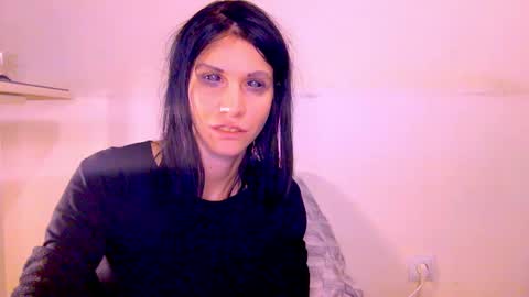 Kristin online show from January 14, 2026, 10:03 pm