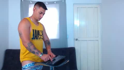 D MIKEL -- leving D online show from February 9, 2025, 3:23 pm