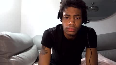 Snapshot of blackbulltitus chatting on October 9, 2025, 10:19 pm BlackBullTitus online show from October 9, 2025, 10:19 pm