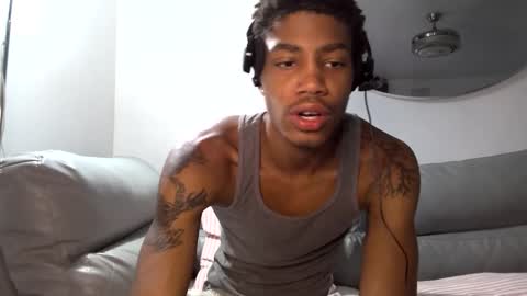 Snapshot of blackbulltitus chatting on October 13, 2025, 10:32 pm BlackBullTitus online show from October 13, 2025, 10:32 pm