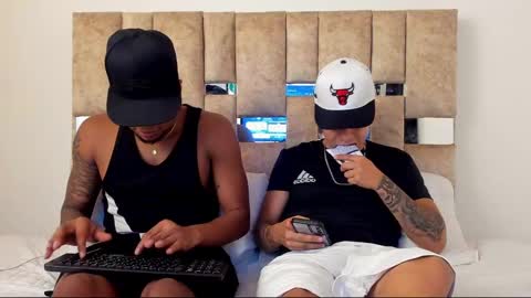 Snapshot of blackdreams1__ chatting on December 20, 2024, 10:43 pm Black Dreams online show from December 20, 2024, 10:43 pm