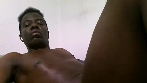 Snapshot of blackfrance44 chatting on December 9, 2024, 5:08 pm blackfrance44 online show from December 9, 2024, 5:08 pm