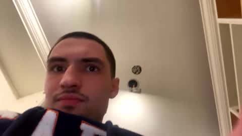 blackhawk1235259 online show from April 22, 2026, 12:35 am