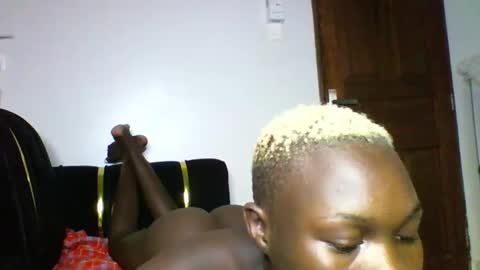 Snapshot of blackmarvel02 chatting on February 2, 2026, 4:17 pm blackmarvel02 online show from February 2, 2026, 4:17 pm