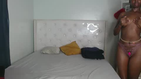 Snapshot of blackmelaninqueen chatting on February 4, 2026, 7:09 pm Cleo online show from February 4, 2026, 7:09 pm