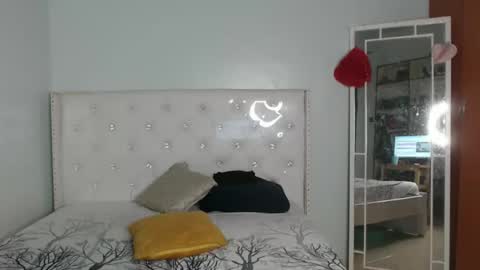 Snapshot of blackmelaninqueen chatting on February 19, 2026, 6:59 pm Cleo online show from February 19, 2026, 6:59 pm