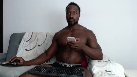 Snapshot of blacknikes chatting on April 17, 2026, 1:58 pm Twtter 1MikeBeckford Onlyfns beckfordmike online show from April 17, 2026, 1:58 pm