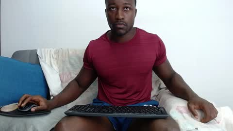 Snapshot of blacknikes chatting on May 12, 2026, 12:02 pm Twtter 1MikeBeckford Onlyfns beckfordmike online show from May 12, 2026, 12:02 pm