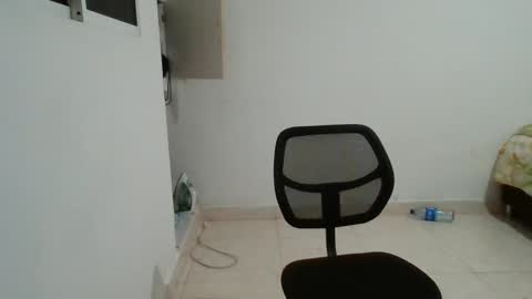 blackpanther_king online show from January 3, 2025, 3:05 am