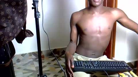 Snapshot of blacktwinkl chatting on April 5, 2026, 4:37 pm blacktwinkl online show from April 5, 2026, 4:37 pm