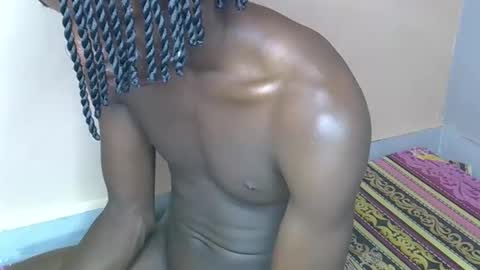 blacktwinkl online show from May 9, 2026, 2:28 am