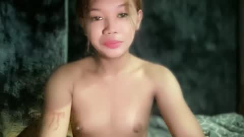 sweetyluna online show from November 8, 2025, 10:15 am