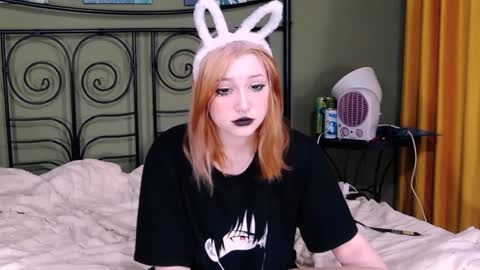 Snapshot of blacky_tea chatting on December 9, 2024, 1:29 am blacky_tea online show from December 9, 2024, 1:29 am