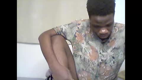 Snapshot of blackzilian_ chatting on September 12, 2025, 8:58 am HASSAN online show from September 12, 2025, 8:58 am