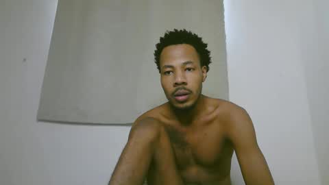 Snapshot of blackzilian_ chatting on September 14, 2025, 7:29 am HASSAN online show from September 14, 2025, 7:29 am
