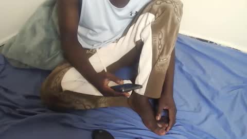 blackzilian_5 online show from April 26, 2026, 10:46 am