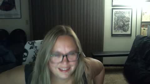 Snapshot of bladesizzo3111 chatting on September 17, 2025, 7:32 am bladesizzo3111 online show from September 17, 2025, 7:32 am