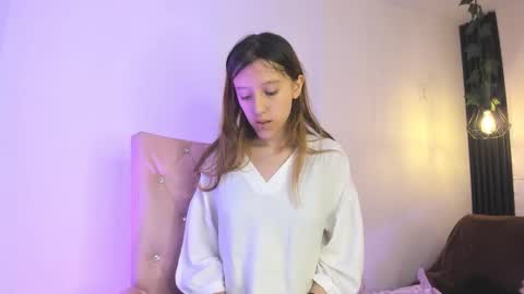 Snapshot of blairandbriar chatting on December 1, 2025, 2:11 pm blairandbriar online show from December 1, 2025, 2:11 pm