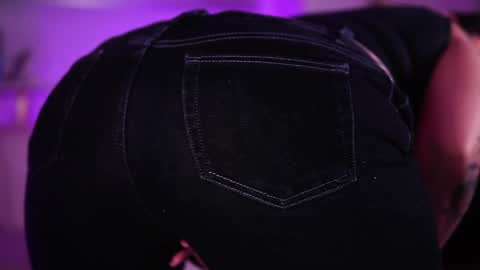 BlaireBloom online show from April 1, 2026, 1:41 pm