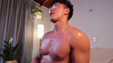 Blake Levi  Independent Model online show from January 9, 2025, 5:44 am