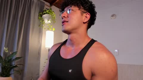 Blake Levi  Independent Model online show from February 1, 2025, 1:23 am