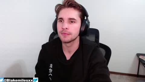 Snapshot of blakemiles2 chatting on December 7, 2024, 12:56 pm Blake Miles online show from December 7, 2024, 12:56 pm