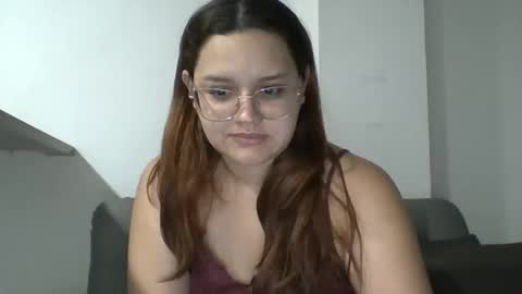 Lary online show from September 12, 2025, 1:49 am